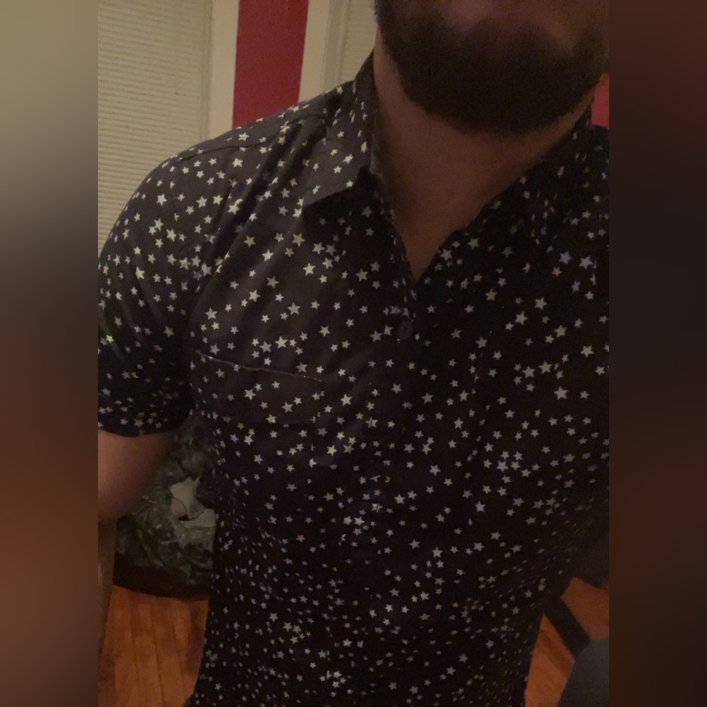 Short Sleeve Black with white stares button down shirt size Small